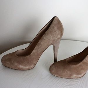 Nine West NWSAYMYNAME Suede Tan 9.5M Like New ***